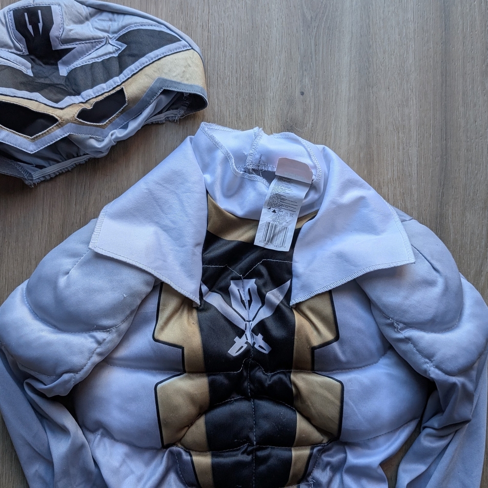 Power Rangers Megaforce Costume- Size 3T-4T